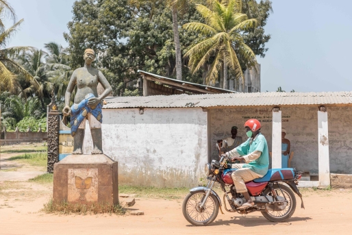 Een monument voor de slavenhandel in Ouidah in Benin. Foto Yanick Folly/AFP 