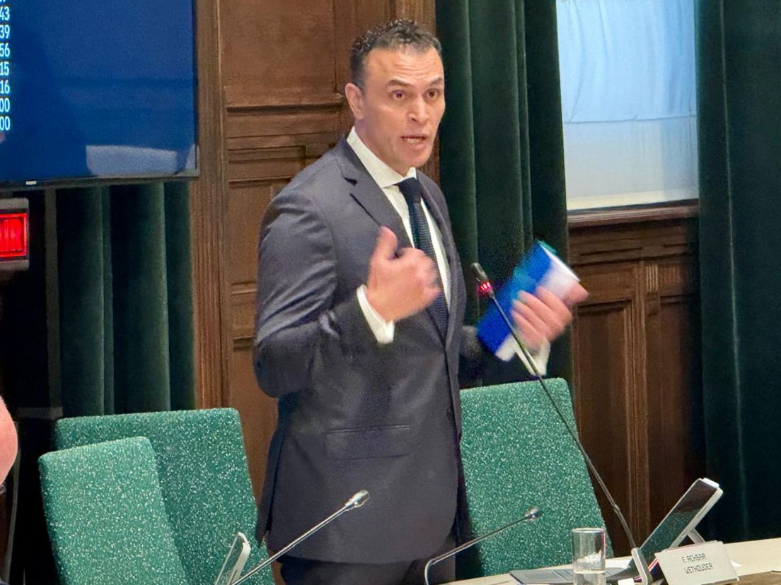 Wethouder Faouzi Achbar kreeg een motie van afkeuring © Rijnmond