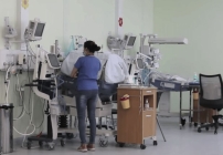 De Neonatale Intensive Care Unit van het Academisch Ziekenhuis Paramaribo. Beeld: Key News