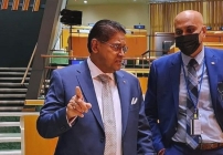Santokhi begint aan VN-summit. Foto: Kabinet van de President