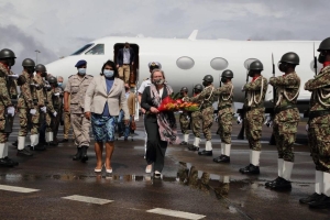 Nederland en Suriname maken afspraken over defensiesamenwerking ANP