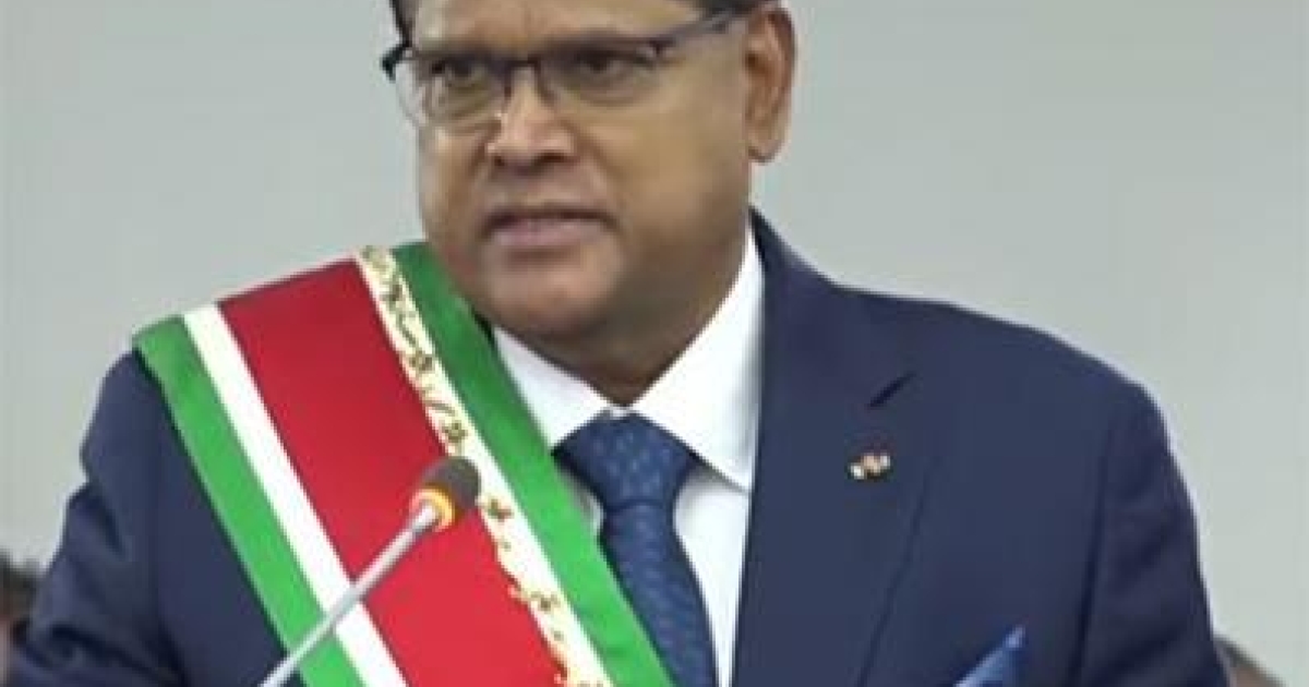 President Santokhi Kondigt Reorganisatie Politiekorps Aan Suriname Nieuws Centrale