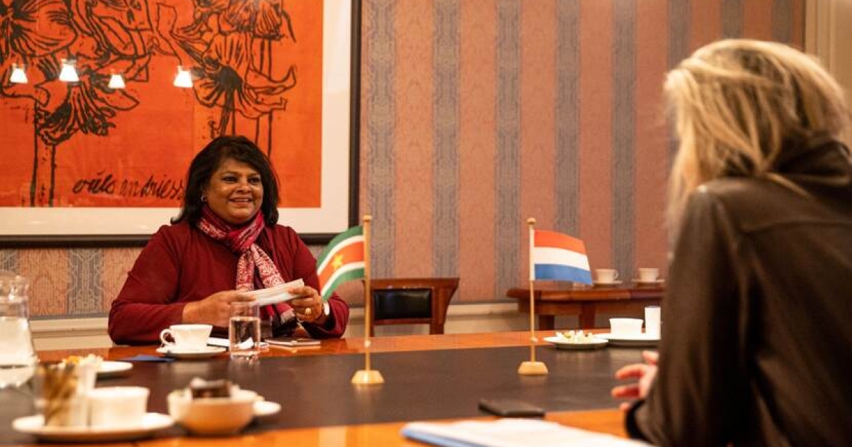 Minister Mathoera In Alle Stilte Vertrokken Naar Nederland | Suriname ...