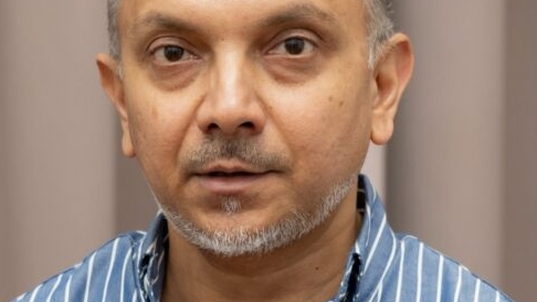 VES-voorzitter Debipersad: conflict Midden-Oosten kan brandstofprijzen in Suriname opdrijven