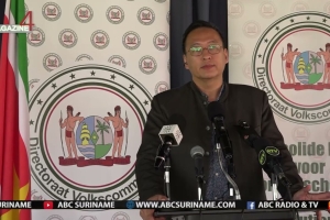 Embedded thumbnail for Wegstrekking Nickerie en Apoera zo goed als opengestoten