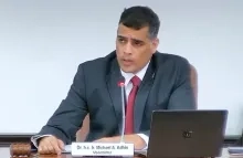 Adhin stelt behandeling grensprotocol uit voor overleg met traditioneel gezag