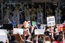 Nieuwe escalatie: VS zet mariniers in bij protesten Los Angeles