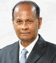 Parmessar: Ontbrekende documenten blokkeren start begrotingsdebat