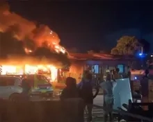 Twee woningen volledig verwoest door brand aan Florris Zwakkestraat