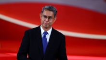 Singaporese minister stapt op na omstreden contact met vrouw