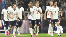 Engeland overleeft Mexicaans slotoffensief en bereikt kwartfinale WK