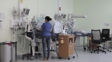 De Neonatale Intensive Care Unit van het Academisch Ziekenhuis Paramaribo. Beeld: Key News