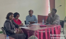 Accreditatie of uitsluiting? SVJ onder vuur om greep op journalistiek