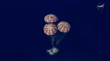 Artemis II-astronauten veilig terug op aarde na historische reis rond de maan