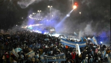 Zege op Engeland verzacht WK-verdriet bij groots onthaal Argentinië