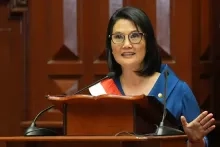 Peru: Keiko Fujimori beëdigd als president na krappe verkiezingswinst