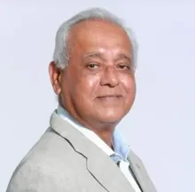 De triasleer: Scheiding of spreiding der machten?