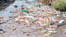 OWRO stuit op koelkasten en matrassen in trenzen tijdens schoonmaakactie