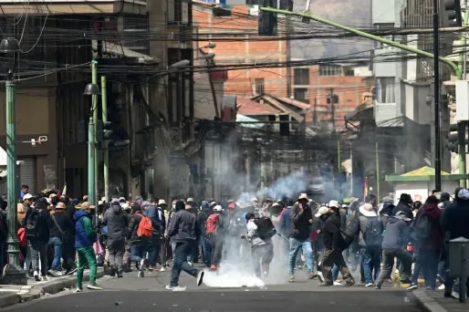 Bolivia: 'Humanitaire corridors' om blokkades te passeren te midden van protesten