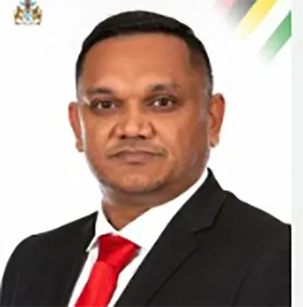 Minister Bharrat: Maak local content sterk, maar sluit de deur niet voor investeerders