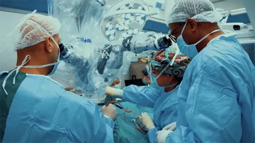 AZP voert samen met Leiden en Den Haag 15 complexe neurochirurgische operaties uit