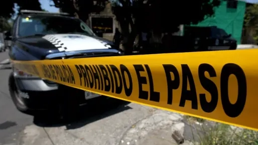 Zoekende ouders vinden 1600 melktanden bij massagraf in Mexico