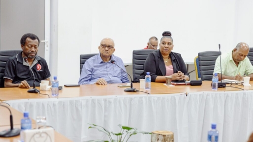 Regering consulteert Ravaksur en COL over maatregelen tegen economische gevolgen