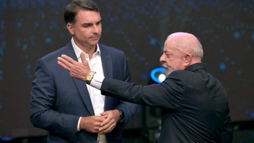 Lula en Bolsonaro vliegen elkaar in de haren tijdens fel verkiezingsdebat