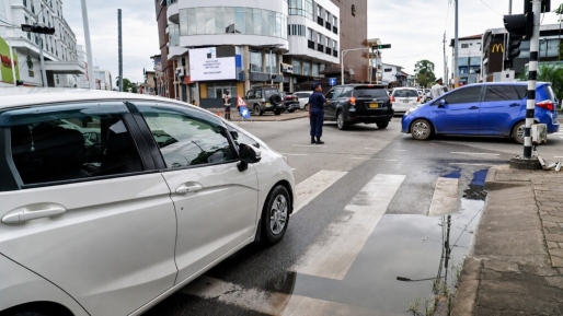 Politie neemt extra verkeersmaatregelen rond afgesloten Domineestraat