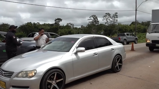 Paasdrukte op komst: politie controleert streng op Oostwestverbinding