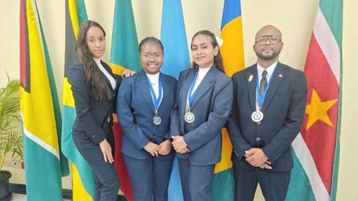 AdeKUS domineert CCJ Moot 2026 met winst in alle categorieën