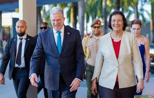 Suriname en VS markeren 50 jaar partnerschap met jubileumpublicatie