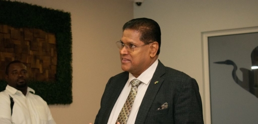 VSB: laatste groet aan Chan Santokhi, dialoog met bedrijfsleven benadrukt