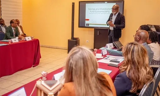 Masterclass waarschuwt: olie-inkomsten alleen garanderen geen welvaart