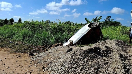 Verkeersongeval aan Commissaris Weythingweg kost bestuurder het leven