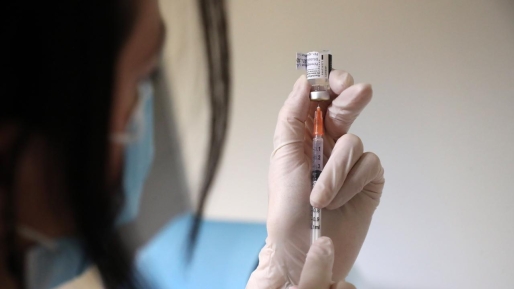 EU sluit nieuwe deal met Pfizer: 75 miljoen extra vaccins in eerste helft 2021