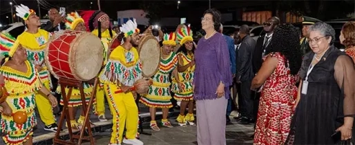 Simons tijdens staatsbanket: Dit is het moment om Suriname te laten schitteren