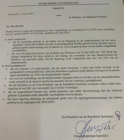Uitgelekte missives president Santokhi leiden tot felle kritiek