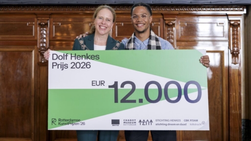 Surinaams-Nederlandse kunstenaar Jaasir Linger wint Dolf Henkes Prijs