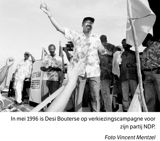 In mei 1996 is Desi Bouterse op verkiezingscampagne voor zijn partij NDP. Foto Vincent Mentzel