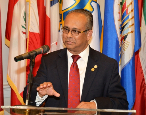 Minister Albert Ramdin van Bibis