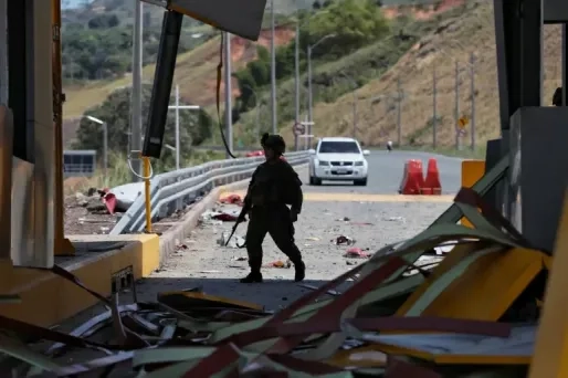 Autobomaanslag schudt Colombia op na inauguratie van hardline president