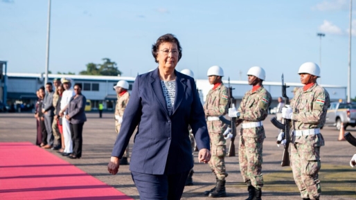 President Simons bij vertrek naar VN: “Wij moeten afhankelijk zijn van regels”