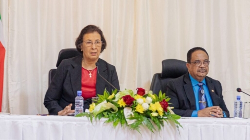 Regering komt met extra geld voor ambtenaren en sociale groepen