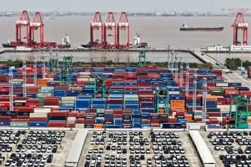 Chinese export groeit 36,3 procent door AI-vraag en techproducten