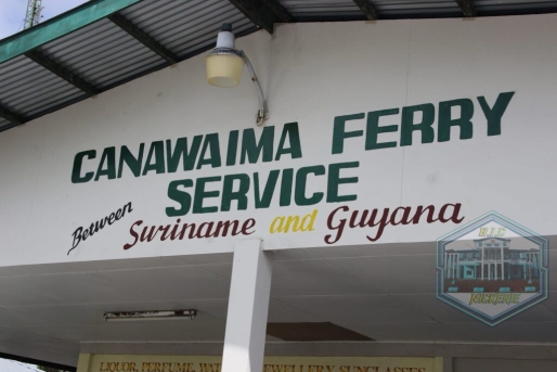 Onrust bij Canawaima: werkneerlegging en controversiële contracten