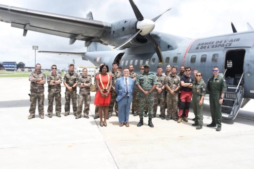 Frans-Guyana biedt hulp aan Guyana na veerbootramp: 12 duikers ingezet