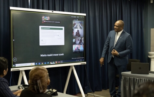 BIS Online maakt ministerie eerste digitale ministerie van Suriname