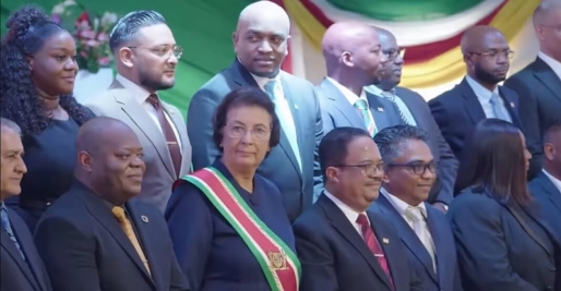 NDP-ministers meer met wraak bezig dan met beleid; slepen hele coalitie in het moeras en het land in de afgrond