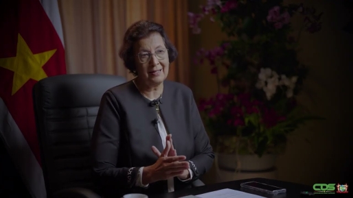 Embedded thumbnail for VRAAGGESPREK: PRESIDENT JENNIFER GEERLINGS-SIMONS, 24 JULI
